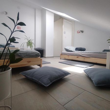 Twowheels Apartment - Apartment With Bicycles Nowy Sad Zewnętrze zdjęcie