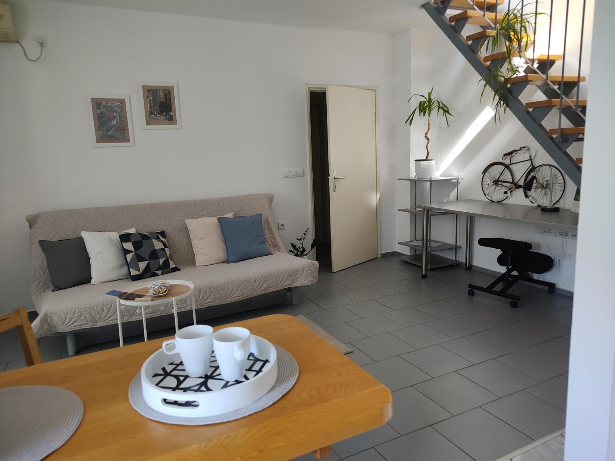 Twowheels Apartment - Apartment With Bicycles Nowy Sad Zewnętrze zdjęcie